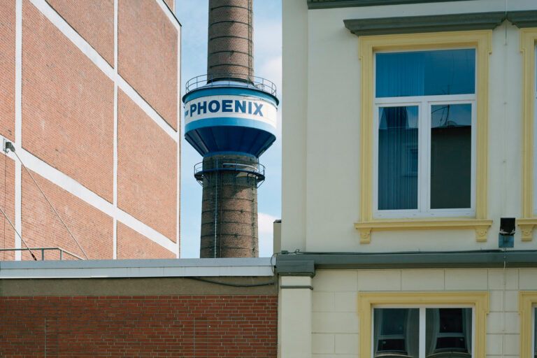 Gummifabrik Phoenix AG in Hamburg-Harburg. Harburg war um 1900 der größte Verarbeitungsstandort von tropischem Naturkautschuk in Europa.